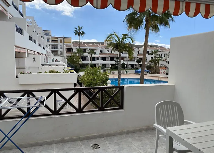 1 Bed 8a2 Victoria Court 1, Cristianos Appartement